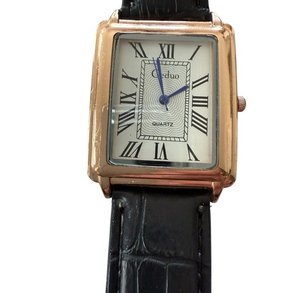 Classic Goldtone Square Quartz Watch Leather Strap - Picture 2 of 6
